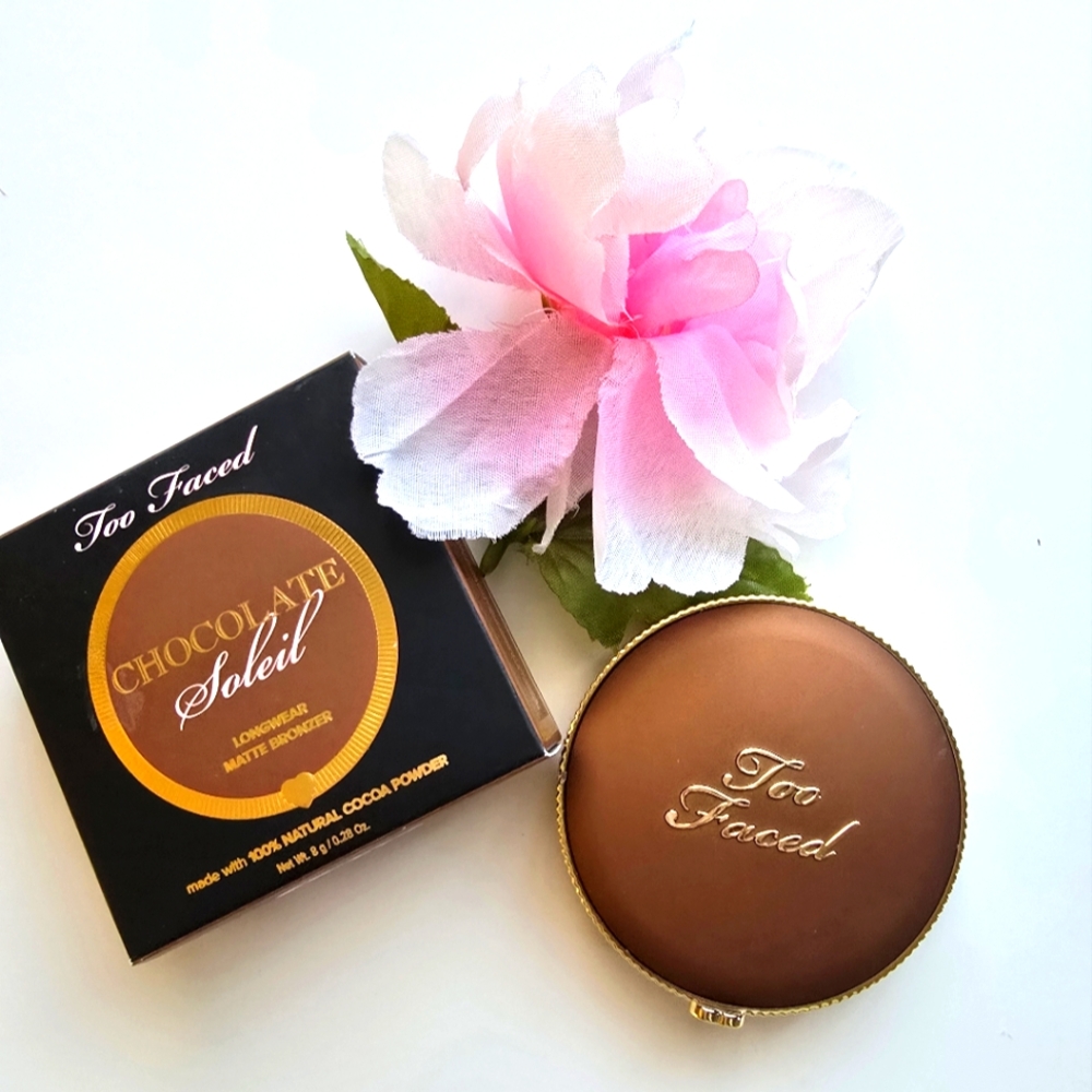 Too Faced Matte Bronzer in Chocolate